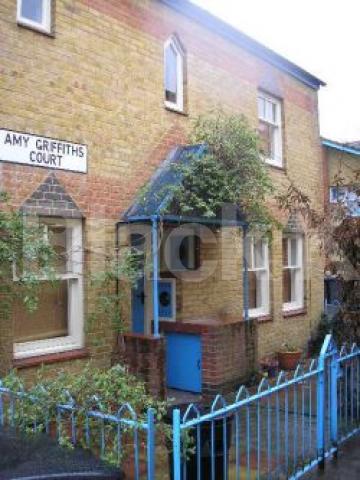			2 Bedroom, 1 bath, 1 reception Flat			 Highcroft Road, ARCHWAY N19